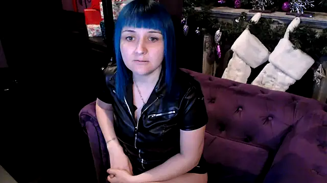 beauty-of-pain online show from December 2025 04:45:02 PM