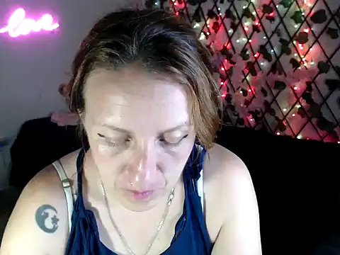 kittykalor09 online show from May 2026 02:51:02 AM