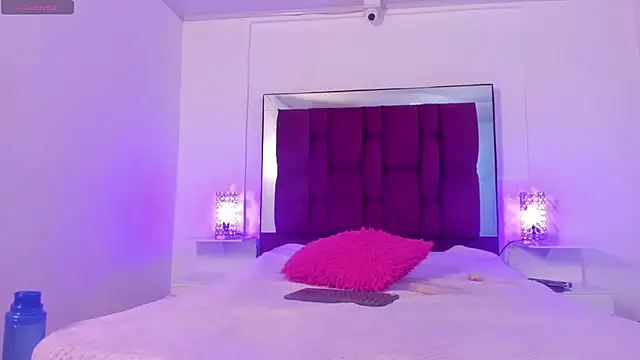 danaythamara1 online show from March 2025 12:43:01 AM