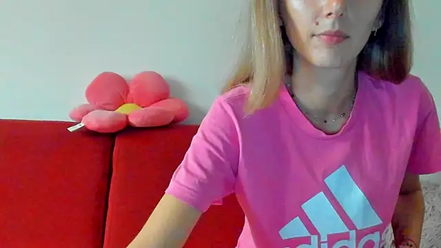 Snapshot of marie_marie03 chatting on November 2025 09:41:02 AM marie marie03 online show from November 2025 09:41:02 AM