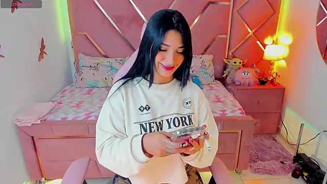 Snapshot of natalia-888 chatting on March 2025 01:10:01 AM natalia-888 online show from March 2025 01:10:01 AM