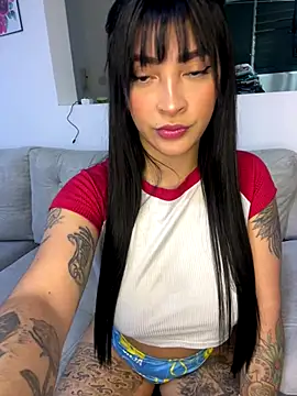 Snapshot of natalia-888 chatting on October 2025 01:02:02 AM natalia-888 online show from October 2025 01:02:02 AM