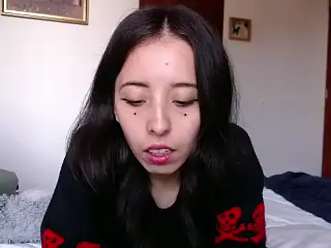 Snapshot of babyluna_8_8 chatting on December 2024 09:22:01 PM babyluna 8 8 online show from December 2024 09:22:01 PM