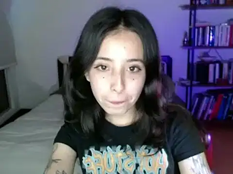 Snapshot of babyluna_8_8 chatting on December 2024 03:26:02 AM babyluna 8 8 online show from December 2024 03:26:02 AM