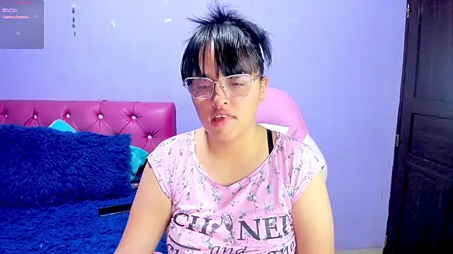crissn0707 online show from May 2026 10:23:01 AM