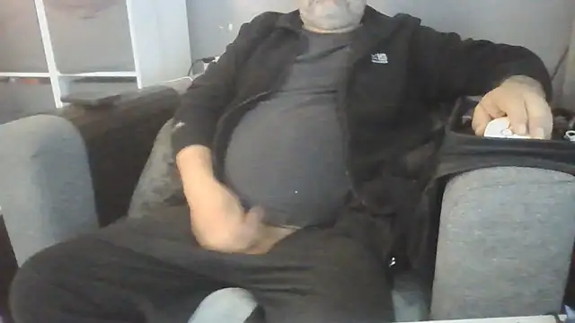 Snapshot of Naturistmale45 chatting on June 2026 08:04:02 AM Naturistmale45 online show from June 2026 08:04:02 AM