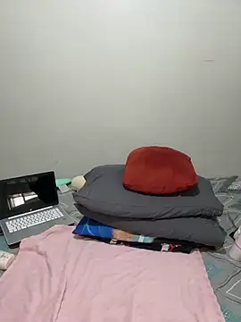 MileyGia online show from March 2026 06:30:01 PM