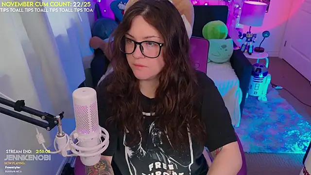Snapshot of JennKenobi chatting on November 2025 03:23:02 PM JennKenobi online show from November 2025 03:23:02 PM