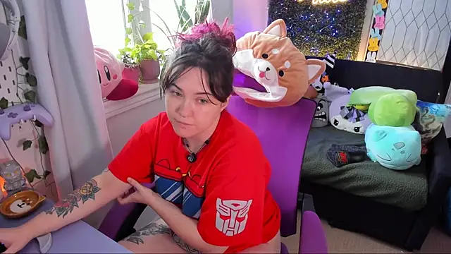 JennKenobi online show from April 2026 02:23:02 PM