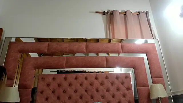 Snapshot of briana_wonder69xxx chatting on October 2025 03:07:01 PM briana wonder69xxx online show from October 2025 03:07:01 PM