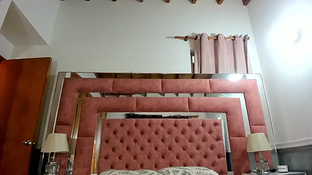 Snapshot of briana_wonder69xxx chatting on January 2026 02:33:01 PM briana wonder69xxx online show from January 2026 02:33:01 PM