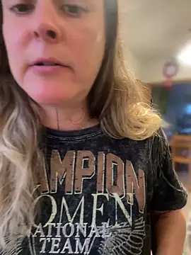 misslulipop online show from March 2025 11:28:02 PM