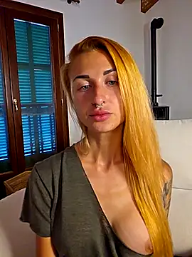 Snapshot of kylie_blck chatting on September 2025 04:50:02 PM kylie blck online show from September 2025 04:50:02 PM