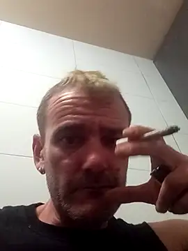 Snapshot of raulacab chatting on April 2026 01:28:02 AM raulacab online show from April 2026 01:28:02 AM