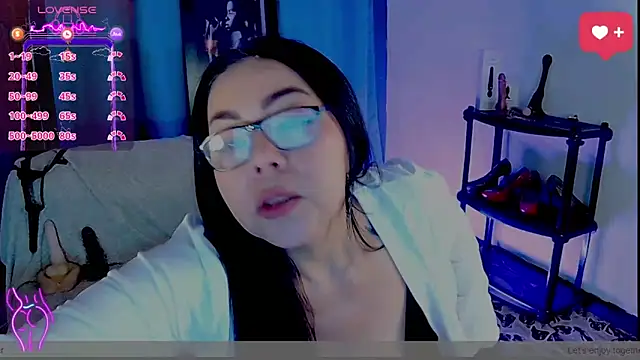 Snapshot of Mommy-pervert chatting on February 2026 04:22:02 AM Mommy-pervert online show from February 2026 04:22:02 AM