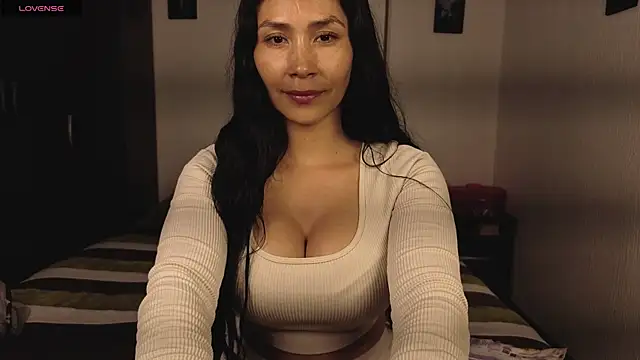 Angela isabella online show from July 2026 10:48:01 PM