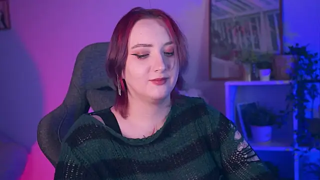 Snapshot of AsheLucker chatting on December 2024 08:12:02 PM AsheLucker online show from December 2024 08:12:02 PM