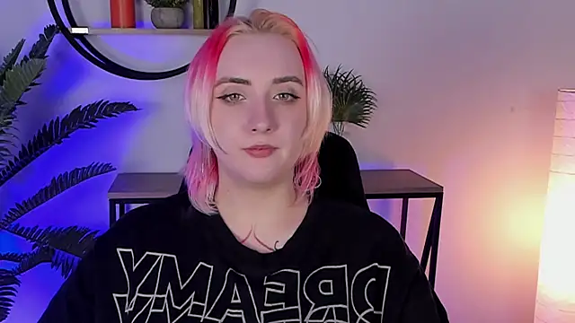 Snapshot of AsheLucker chatting on February 2025 11:46:02 PM AsheLucker online show from February 2025 11:46:02 PM