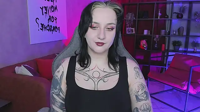 Snapshot of AsheLucker chatting on October 2025 10:31:01 PM AsheLucker online show from October 2025 10:31:01 PM