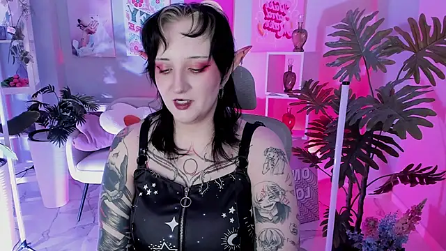 Snapshot of AsheLucker chatting on November 2025 11:16:02 PM AsheLucker online show from November 2025 11:16:02 PM