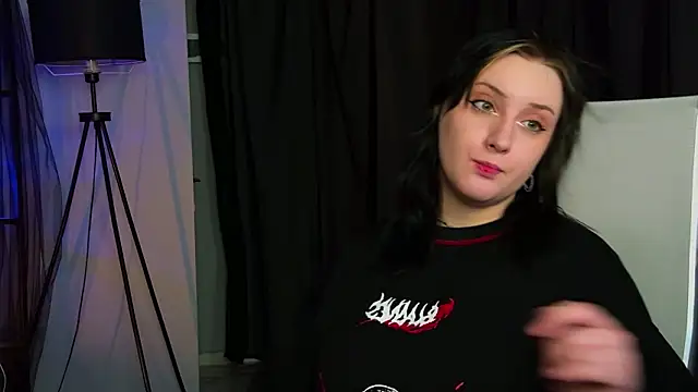 Snapshot of AsheLucker chatting on February 2026 11:03:01 PM AsheLucker online show from February 2026 11:03:01 PM