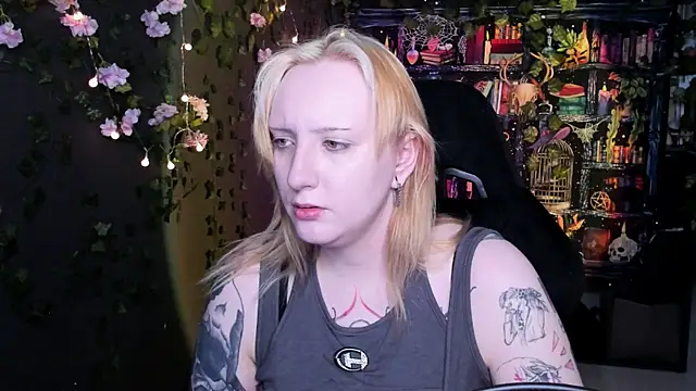 AsheLucker online show from May 2026 03:25:01 AM