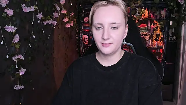 AsheLucker online show from July 2026 06:47:02 AM