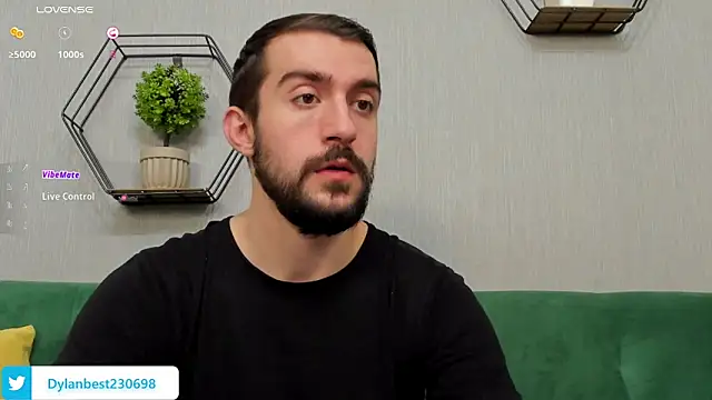 Dylan Best online show from November 2025 01:44:02 AM