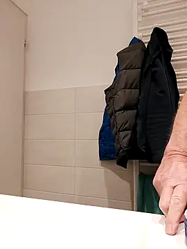 Einhorn527 online show from January 2025 06:10:01 PM