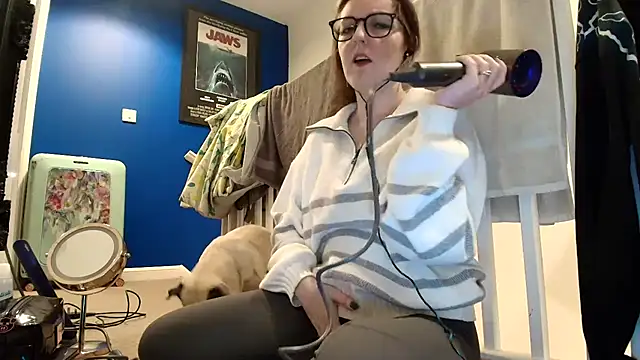 short sweetpea online show from November 2025 05:23:01 PM