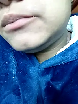 Hilarybunnyy online show from September 2025 03:13:02 PM