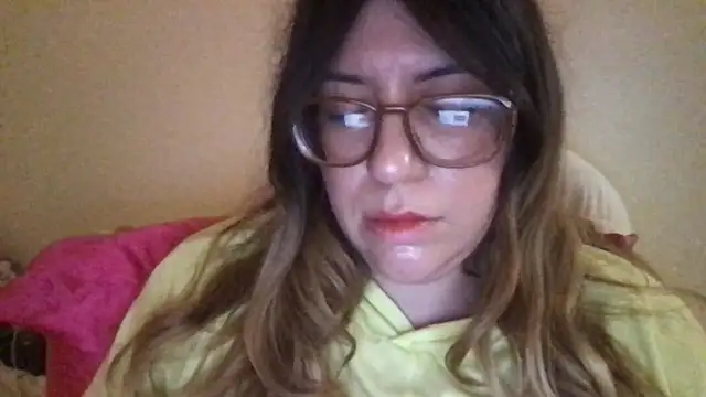 Snapshot of HYPHYtype chatting on February 2025 03:50:02 AM HYPHYtype online show from February 2025 03:50:02 AM