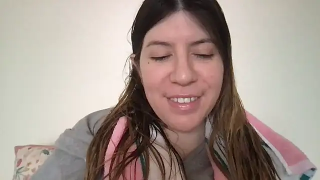 Snapshot of HYPHYtype chatting on March 2025 07:12:02 PM HYPHYtype online show from March 2025 07:12:02 PM