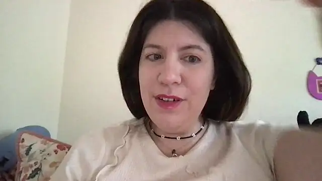 Snapshot of HYPHYtype chatting on September 2025 05:57:02 PM HYPHYtype online show from September 2025 05:57:02 PM