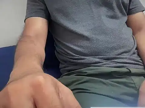 Arjun78877 online show from March 2026 06:25:02 PM