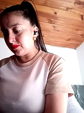 Cherry 1992 online show from April 2026 05:44:02 PM