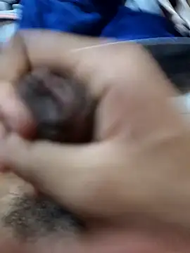 Snapshot of riggijaviersalas chatting on December 2025 04:44:02 AM riggijaviersalas online show from December 2025 04:44:02 AM