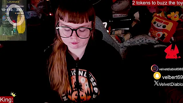 VelvetDiablo online show from April 2026 12:01:01 AM
