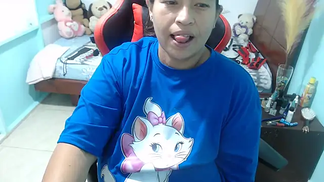 Snapshot of NatalySexxxMilk chatting on January 2025 11:46:01 AM NatalySexxxMilk online show from January 2025 11:46:01 AM