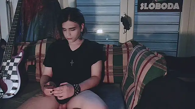 sademobeer online show from September 2025 05:32:01 AM