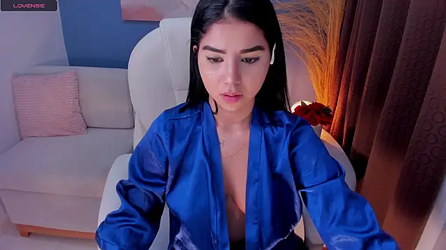 VictoriaLeia online show from December 2024 04:45:01 AM