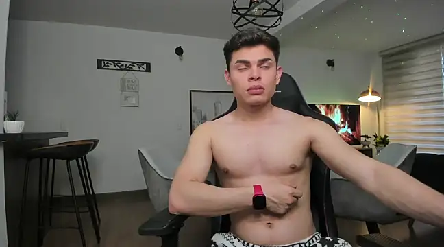 alejooo twink online show from February 2025 11:41:02 PM