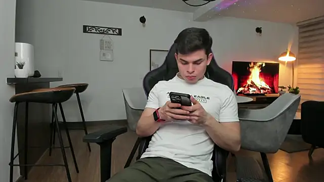 alejooo twink online show from February 2025 09:57:01 PM