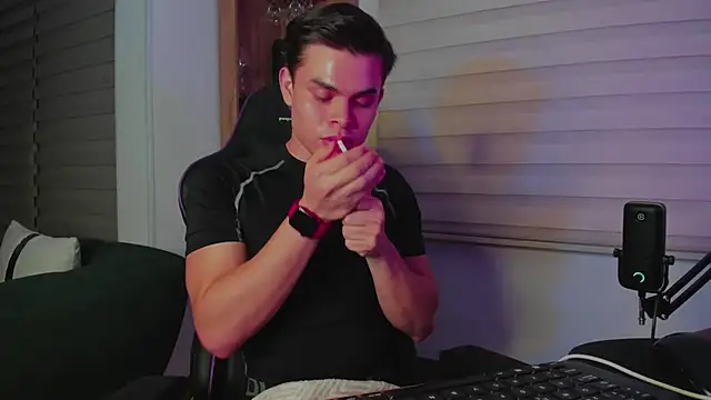 alejooo twink online show from February 2026 06:26:01 AM