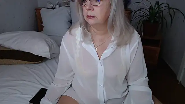 Snapshot of BozhenaNude chatting on February 2026 01:34:02 PM BozhenaNude online show from February 2026 01:34:02 PM