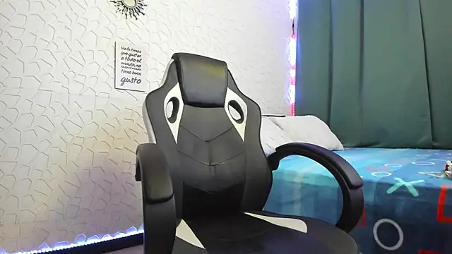 Snapshot of litoxx_cass chatting on January 2025 10:11:02 AM litoxx cass online show from January 2025 10:11:02 AM