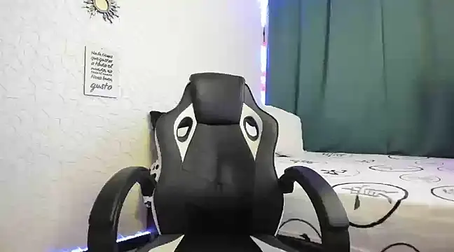 Snapshot of litoxx_cass chatting on February 2025 10:05:01 AM litoxx cass online show from February 2025 10:05:01 AM