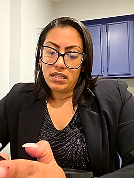 Snapshot of Nikkierosee chatting on January 2026 12:14:02 AM Nikkierosee online show from January 2026 12:14:02 AM