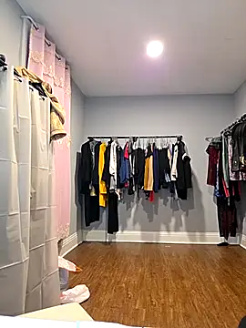 Snapshot of Nikkierosee chatting on February 2026 11:33:02 PM Nikkierosee online show from February 2026 11:33:02 PM