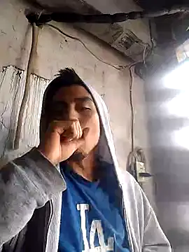 Snapshot of AlexAlejandro13 chatting on January 2025 06:24:02 PM AlexAlejandro13 online show from January 2025 06:24:02 PM